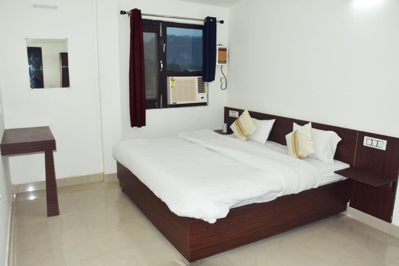 Corbett Bhavesh Home Stay Jhirna المظهر الخارجي الصورة